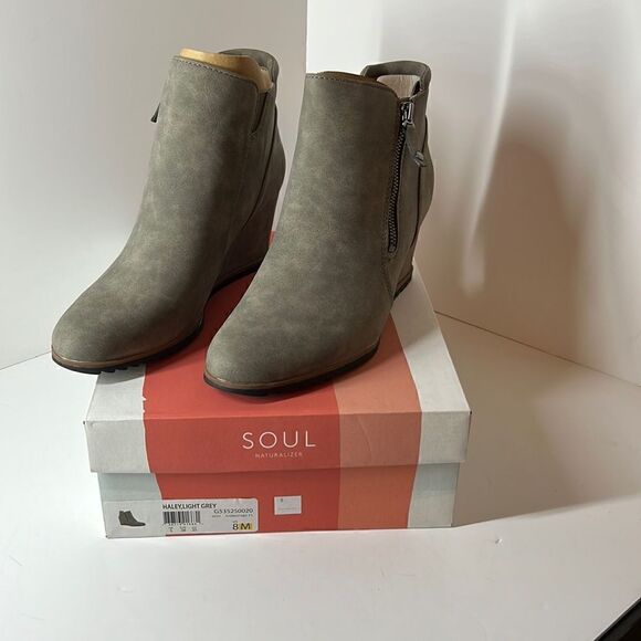 Soul Naturalizer Haley Light Gray Wedge Bootie size 8M - Picture 1 of 5